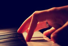 大发娱乐官网：记者锐评加纳乔和恩昆库互换：白痴才觉得两人价值等同.